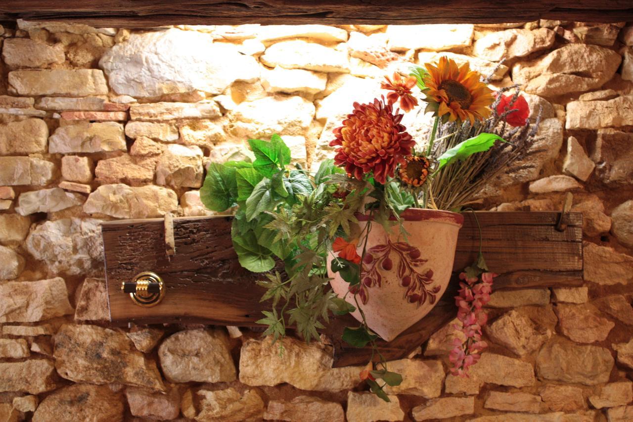 Le Clos Mandalou Bed & Breakfast Saint-Pompont Room photo
